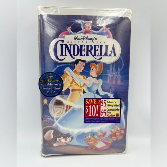 CINDERELLA 1995 VHS CLAMSHELL FACTORY SEALED WALT DISNEY MASTERPIECE COLLECTION - Picture 1 of 6